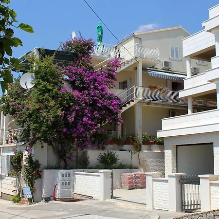 Studio 2137d Molunat